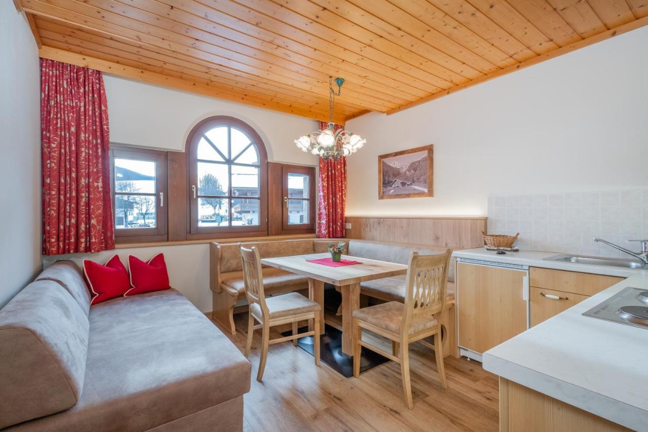 Hotel Garni Ransburgerhof Flachau Exteriör bild