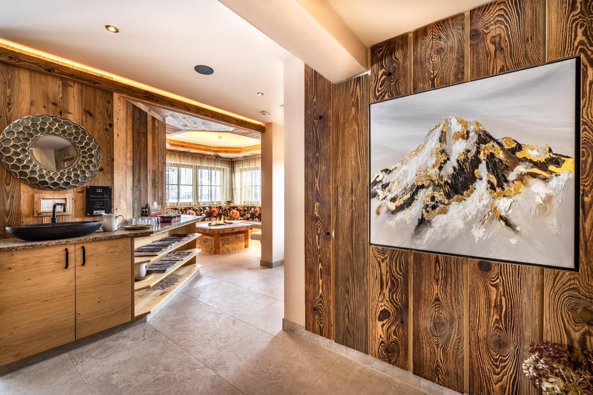 Hotel Garni Ransburgerhof Flachau Exteriör bild